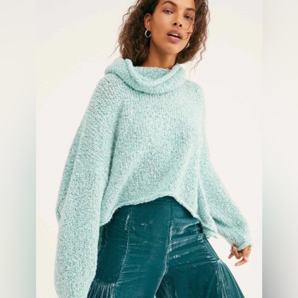 Sz XS Free People Soft Blue Cowl Neck Aqua Star Sweater $98 MSRP